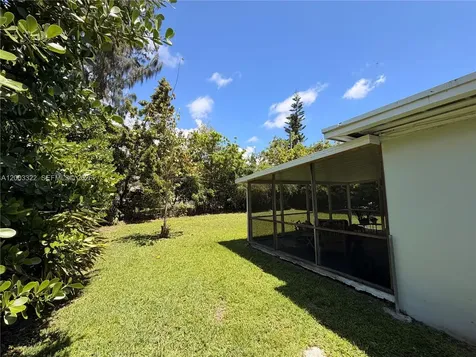5765 SW 48th Street Miami FL 33155