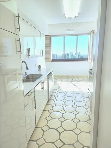 20185 E Country Club Drive Aventura FL 33180