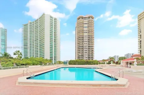 20185 E Country Club Drive Aventura FL 33180