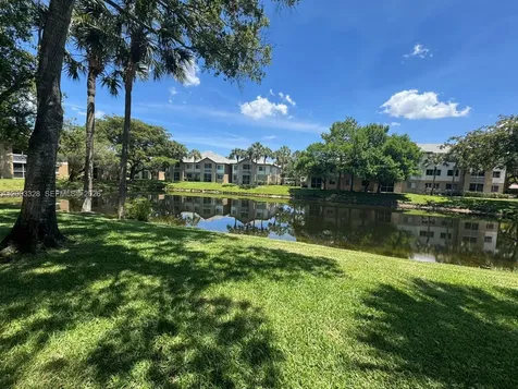 9833 Westview Drive Coral Springs FL 33076