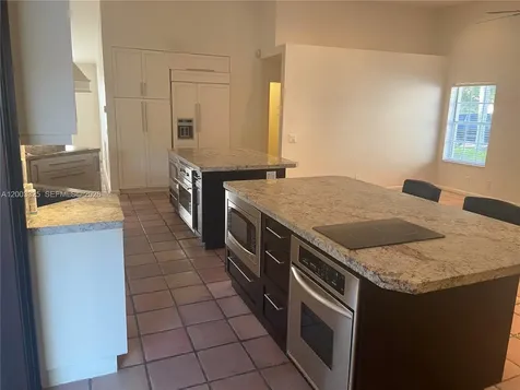 659 Verona Place Weston FL 33326