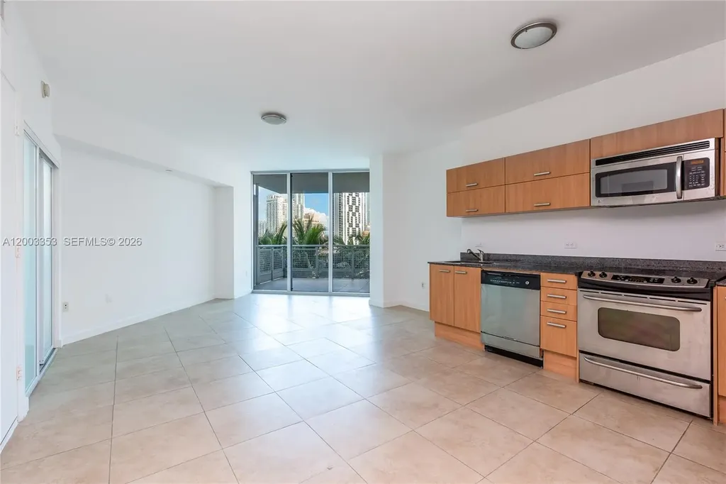 350 S Miami Avenue Miami FL 33130