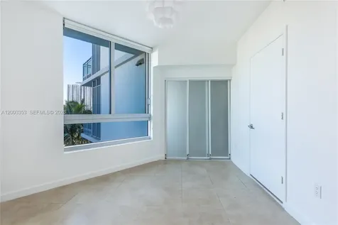 350 S Miami Avenue Miami FL 33130