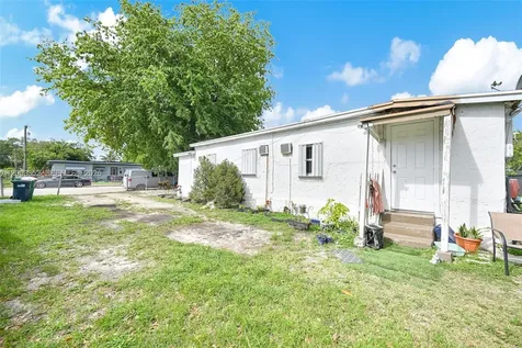 10601 SW 172nd Street Miami FL 33157