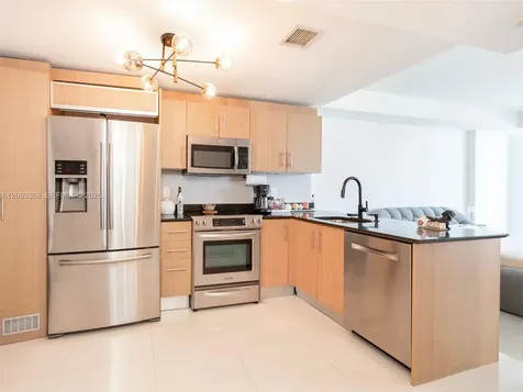 10275 Collins Avenue Bal Harbour FL 33154