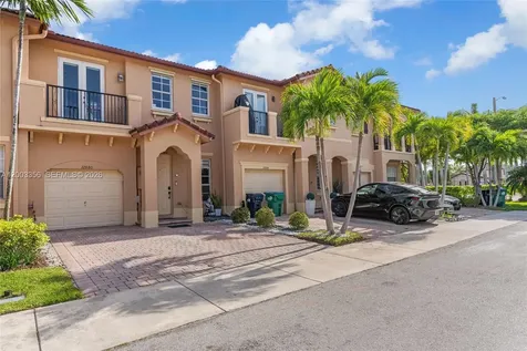12880 SW 134th Terrace Miami FL 33186