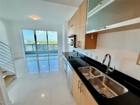 60 SW 13th Street Miami FL 33130