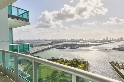 900 Biscayne Boulevard Miami FL 33132