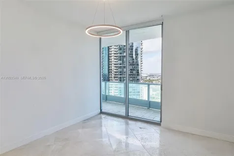 900 Biscayne Boulevard Miami FL 33132