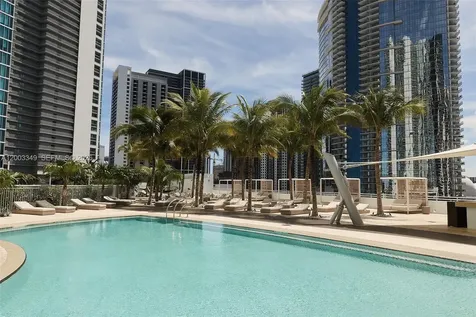 900 Biscayne Boulevard Miami FL 33132