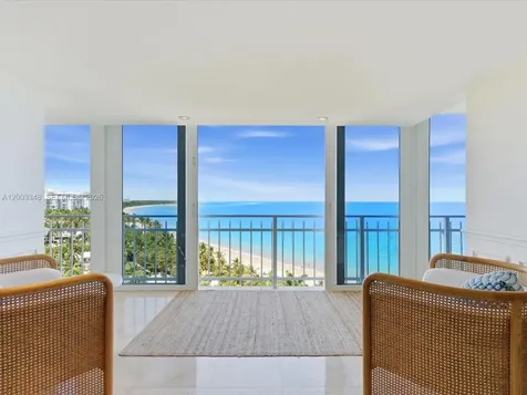 600 Grapetree Drive Key Biscayne FL 33149