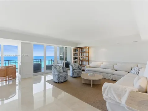 600 Grapetree Drive Key Biscayne FL 33149