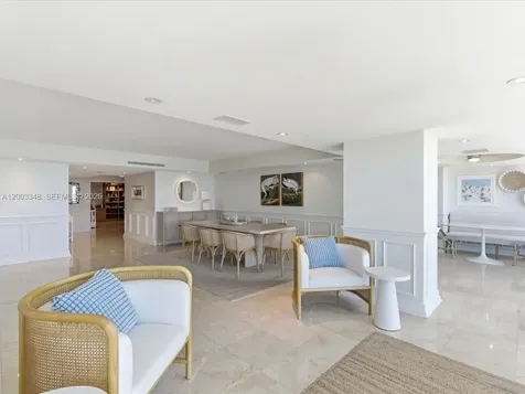 600 Grapetree Drive Key Biscayne FL 33149