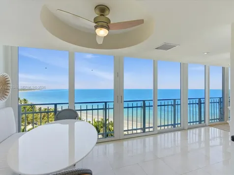 600 Grapetree Drive Key Biscayne FL 33149