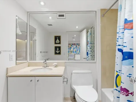 600 Grapetree Drive Key Biscayne FL 33149