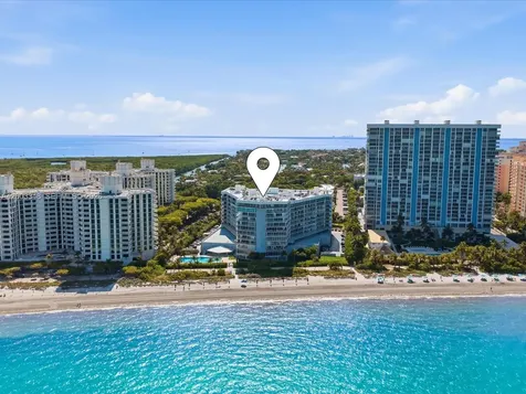 600 Grapetree Drive Key Biscayne FL 33149