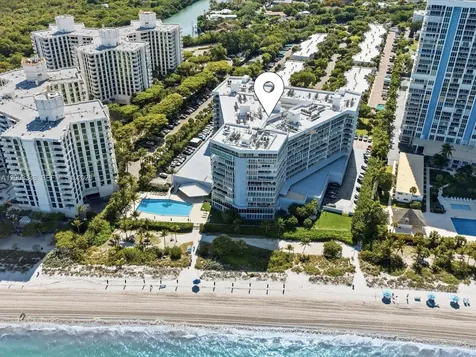 600 Grapetree Drive Key Biscayne FL 33149