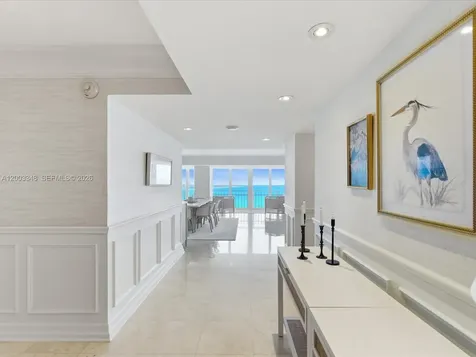 600 Grapetree Drive Key Biscayne FL 33149