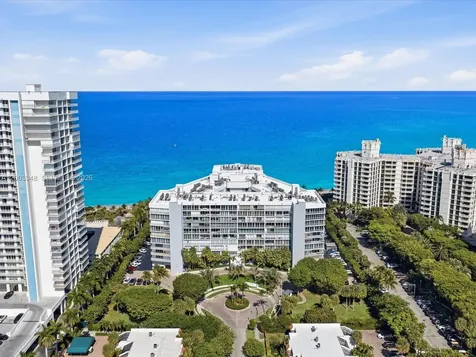 600 Grapetree Drive Key Biscayne FL 33149