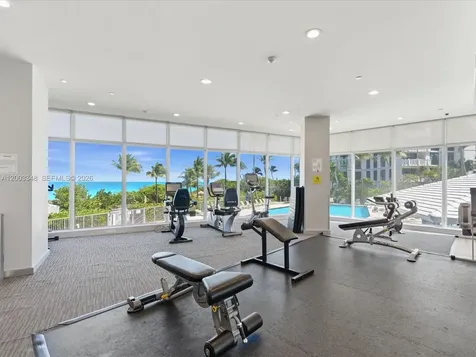 600 Grapetree Drive Key Biscayne FL 33149