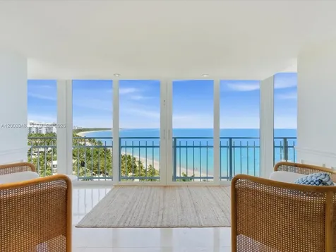 600 Grapetree Drive Key Biscayne FL 33149