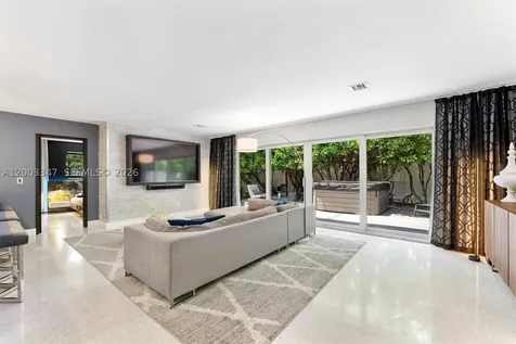 2825 NW 10th Avenue Wilton Manors FL 33311