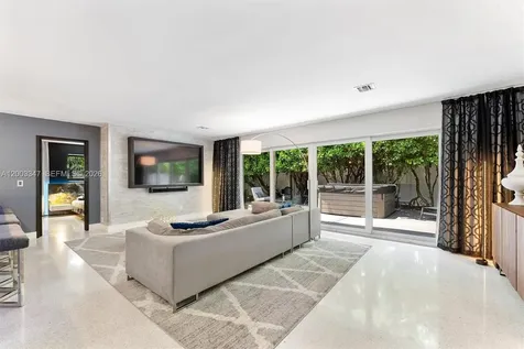2825 NW 10th Avenue Wilton Manors FL 33311