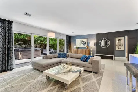 2825 NW 10th Avenue Wilton Manors FL 33311