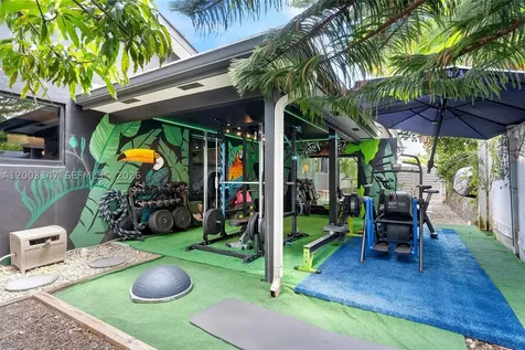 2825 NW 10th Avenue Wilton Manors FL 33311