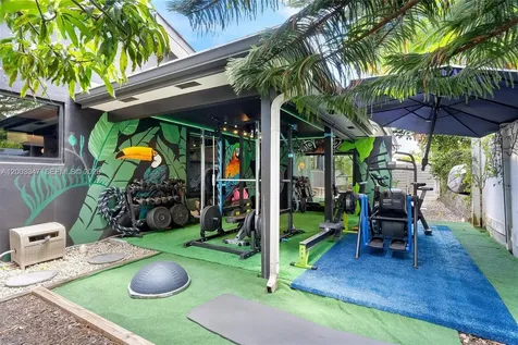 2825 NW 10th Avenue Wilton Manors FL 33311