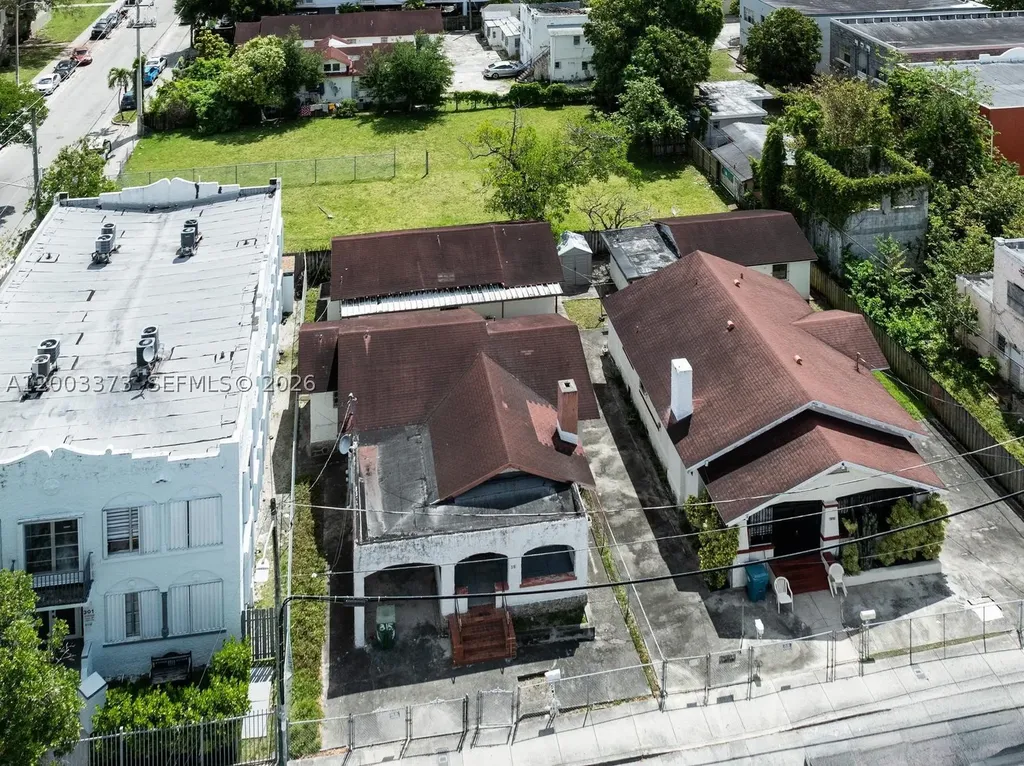 311 SW 10th Avenue Miami FL 33130