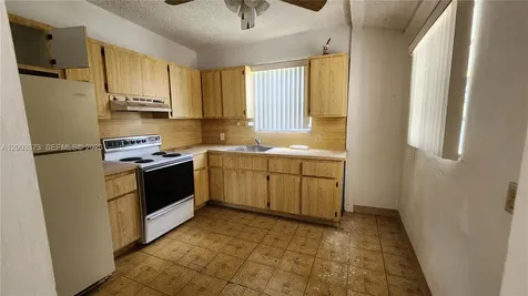 311 SW 10th Avenue Miami FL 33130