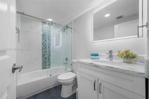 2501 S Ocean Drive Hollywood FL 33019