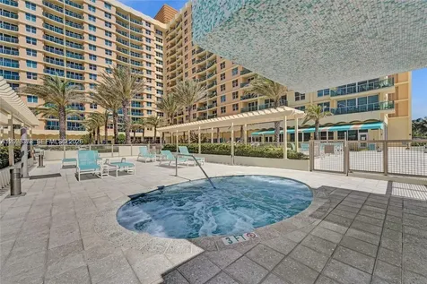 2501 S Ocean Drive Hollywood FL 33019