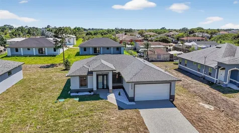 3903 SW 11 Lehigh Acres FL 33976