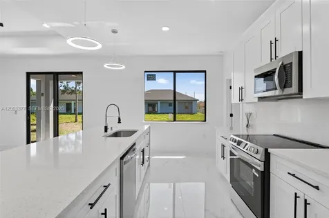 3903 SW 11 Lehigh Acres FL 33976