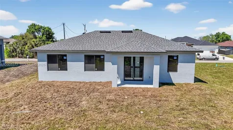 3903 SW 11 Lehigh Acres FL 33976