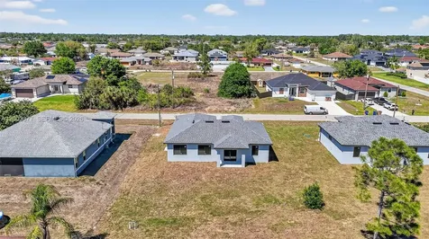 3903 SW 11 Lehigh Acres FL 33976