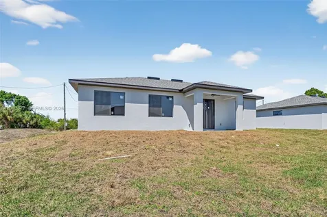 3903 SW 11 Lehigh Acres FL 33976