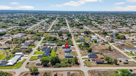 3903 SW 11 Lehigh Acres FL 33976