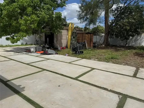 455 NW 132nd Street North Miami FL 33168