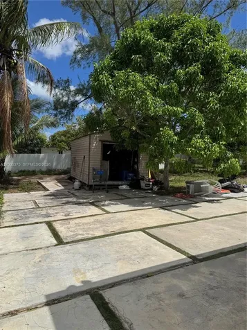 455 NW 132nd Street North Miami FL 33168