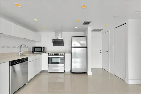 100 Bayview Drive Sunny Isles Beach FL 33160