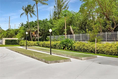 100 Bayview Drive Sunny Isles Beach FL 33160