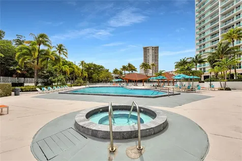 100 Bayview Drive Sunny Isles Beach FL 33160