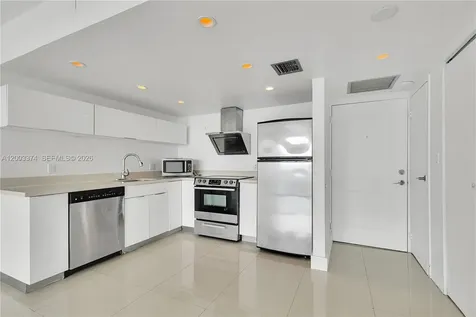 100 Bayview Drive Sunny Isles Beach FL 33160