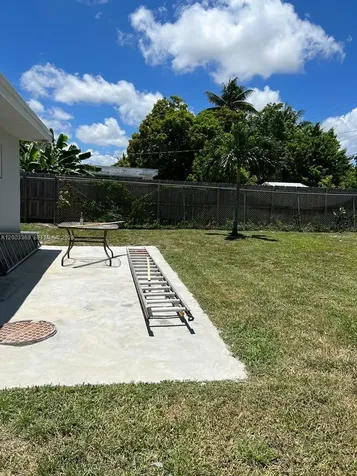 2471 Dewey Street Hollywood FL 33020