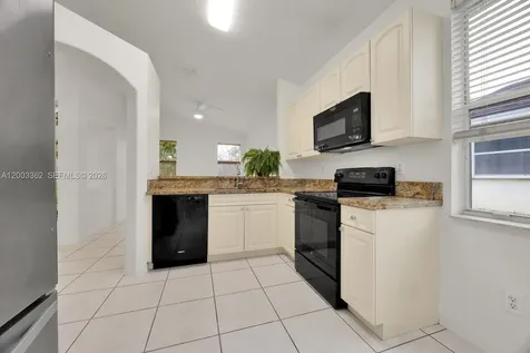 18322 SW 94th Court Palmetto Bay FL 33157