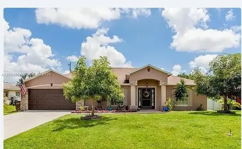 403 SW 28th Place Cape Coral FL 33991