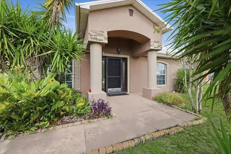 403 SW 28th Place Cape Coral FL 33991